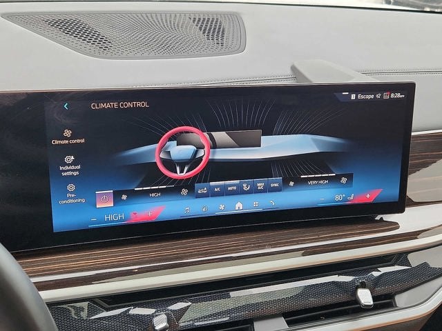 2024 BMW X7 xDrive40i Sports Activity Vehicle