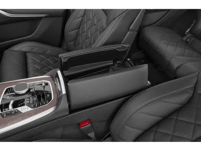 2026 BMW X7 xDrive40i Sports Activity Vehicle