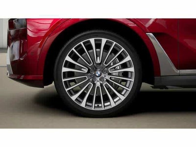 2026 BMW X7 xDrive40i Sports Activity Vehicle