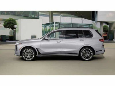 2027 BMW X7 xDrive40i Sports Activity Vehicle