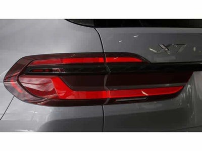 2027 BMW X7 xDrive40i Sports Activity Vehicle