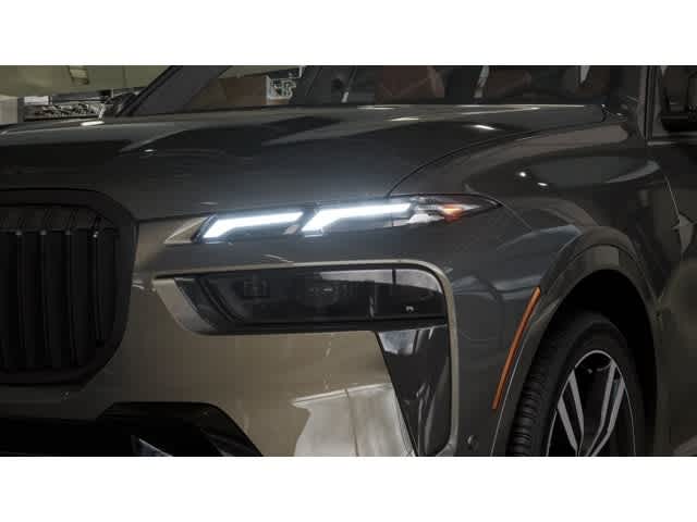 2026 BMW X7 xDrive40i Sports Activity Vehicle