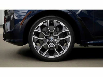 2027 BMW X7 xDrive40i Sports Activity Vehicle