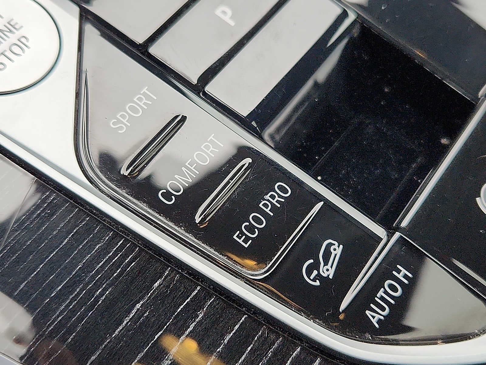 2024 BMW X7 xDrive40i Sports Activity Vehicle