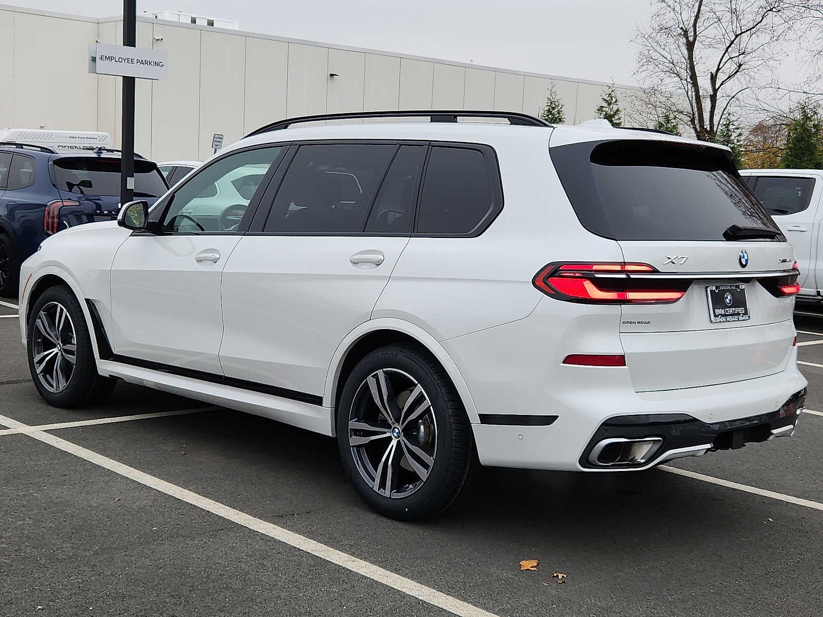 2024 BMW X7 xDrive40i Sports Activity Vehicle