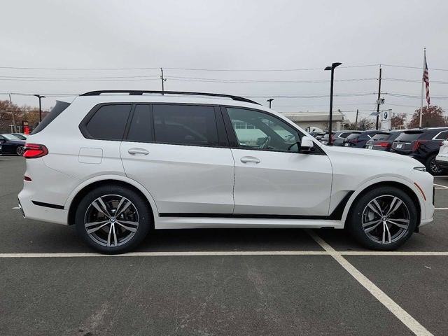 2024 BMW X7 xDrive40i Sports Activity Vehicle