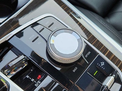 2024 BMW X7 xDrive40i Sports Activity Vehicle