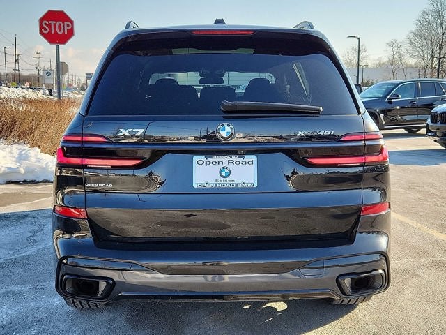 2024 BMW X7 xDrive40i Sports Activity Vehicle