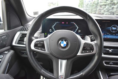2024 BMW X7 xDrive40i Sports Activity Vehicle