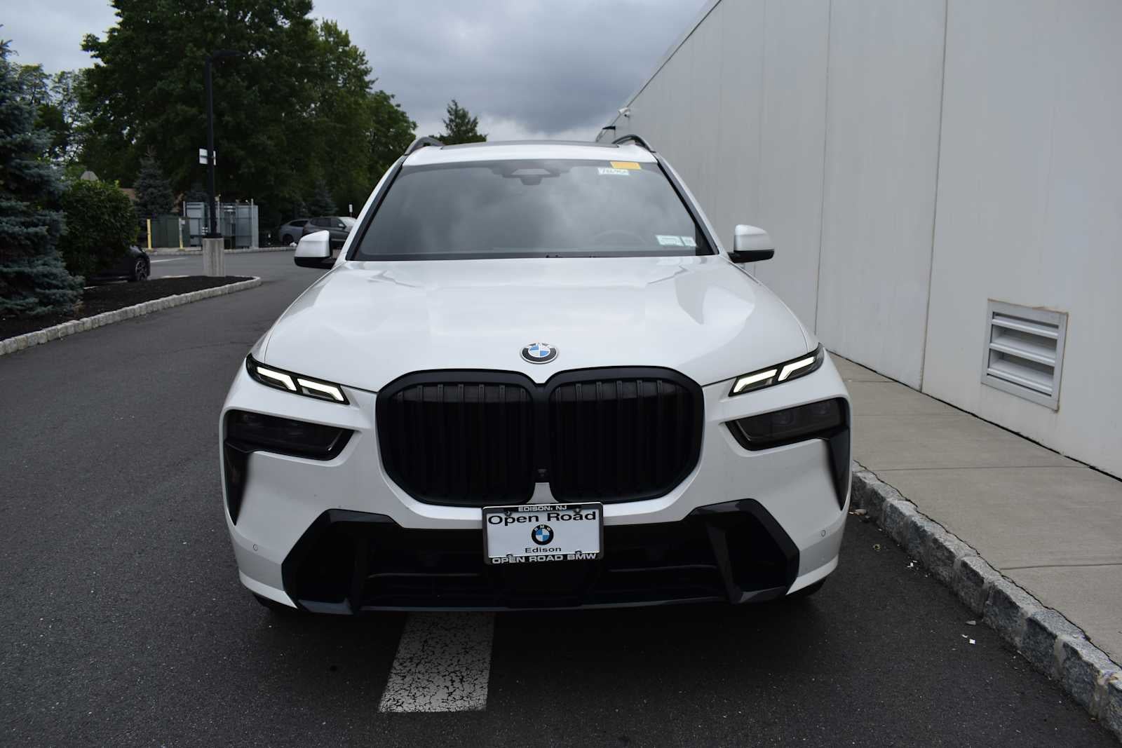 2024 BMW X7 xDrive40i Sports Activity Vehicle