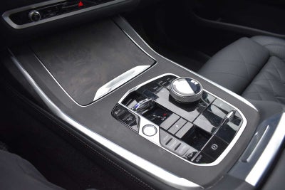 2024 BMW X7 xDrive40i Sports Activity Vehicle