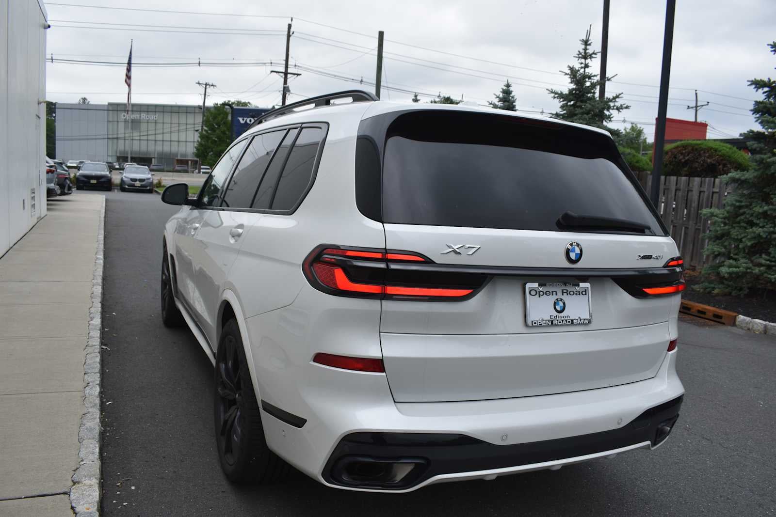 2024 BMW X7 xDrive40i Sports Activity Vehicle