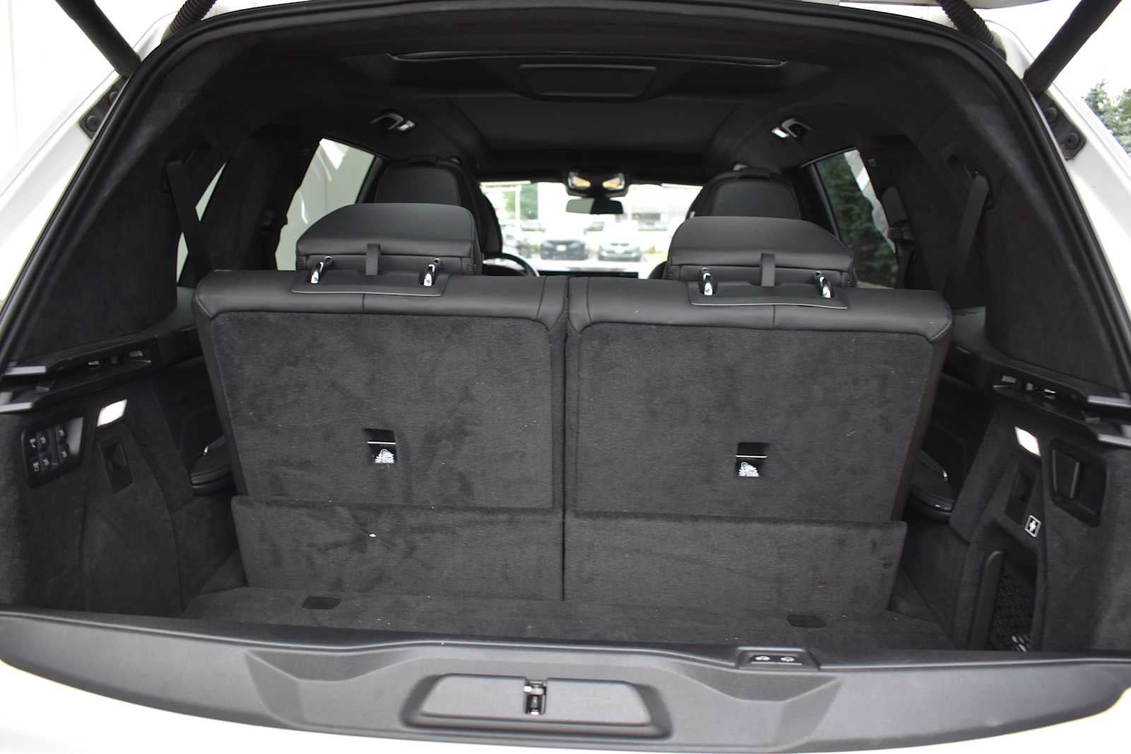 2024 BMW X7 xDrive40i Sports Activity Vehicle
