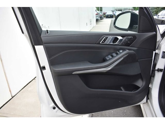 2024 BMW X7 xDrive40i Sports Activity Vehicle