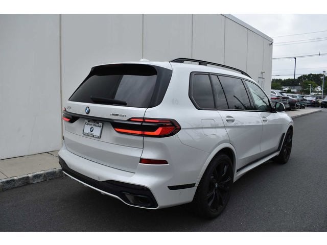 2024 BMW X7 xDrive40i Sports Activity Vehicle