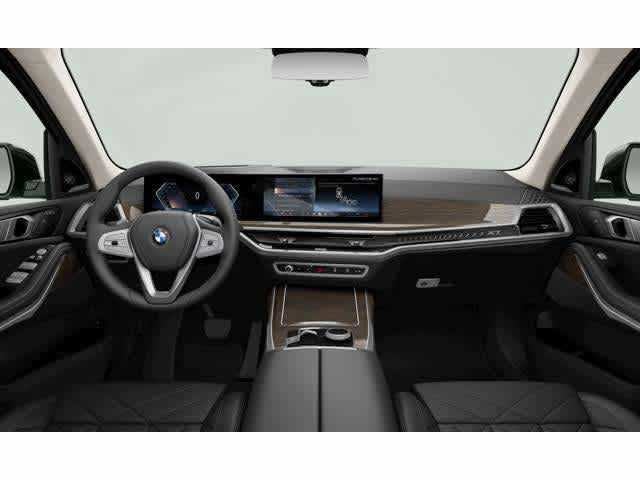 2026 BMW X7 xDrive40i Sports Activity Vehicle