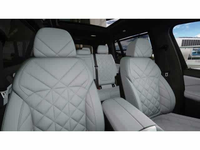2026 BMW X7 xDrive40i Sports Activity Vehicle