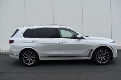 2024 BMW X7 xDrive40i Sports Activity Vehicle
