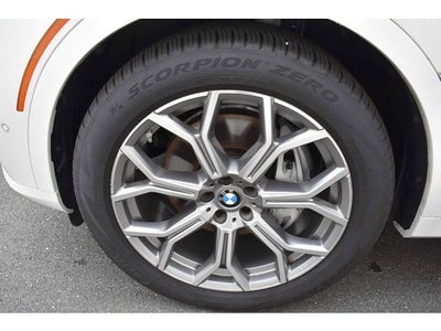 2024 BMW X7 xDrive40i Sports Activity Vehicle