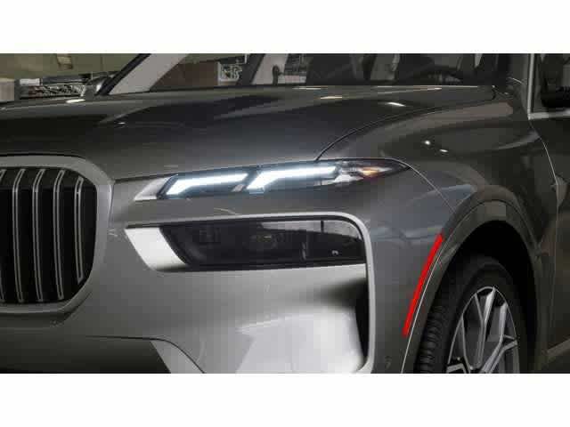 2026 BMW X7 xDrive40i Sports Activity Vehicle