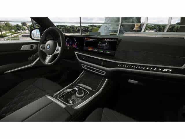 2026 BMW X7 xDrive40i Sports Activity Vehicle