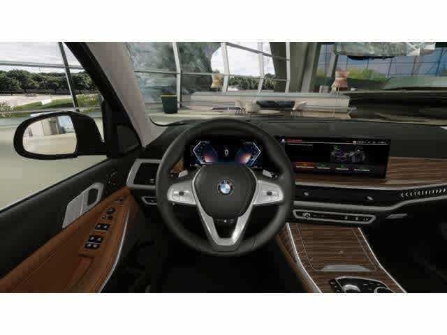 2026 BMW X7 xDrive40i Sports Activity Vehicle