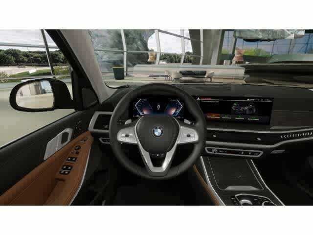 2026 BMW X7 xDrive40i Sports Activity Vehicle