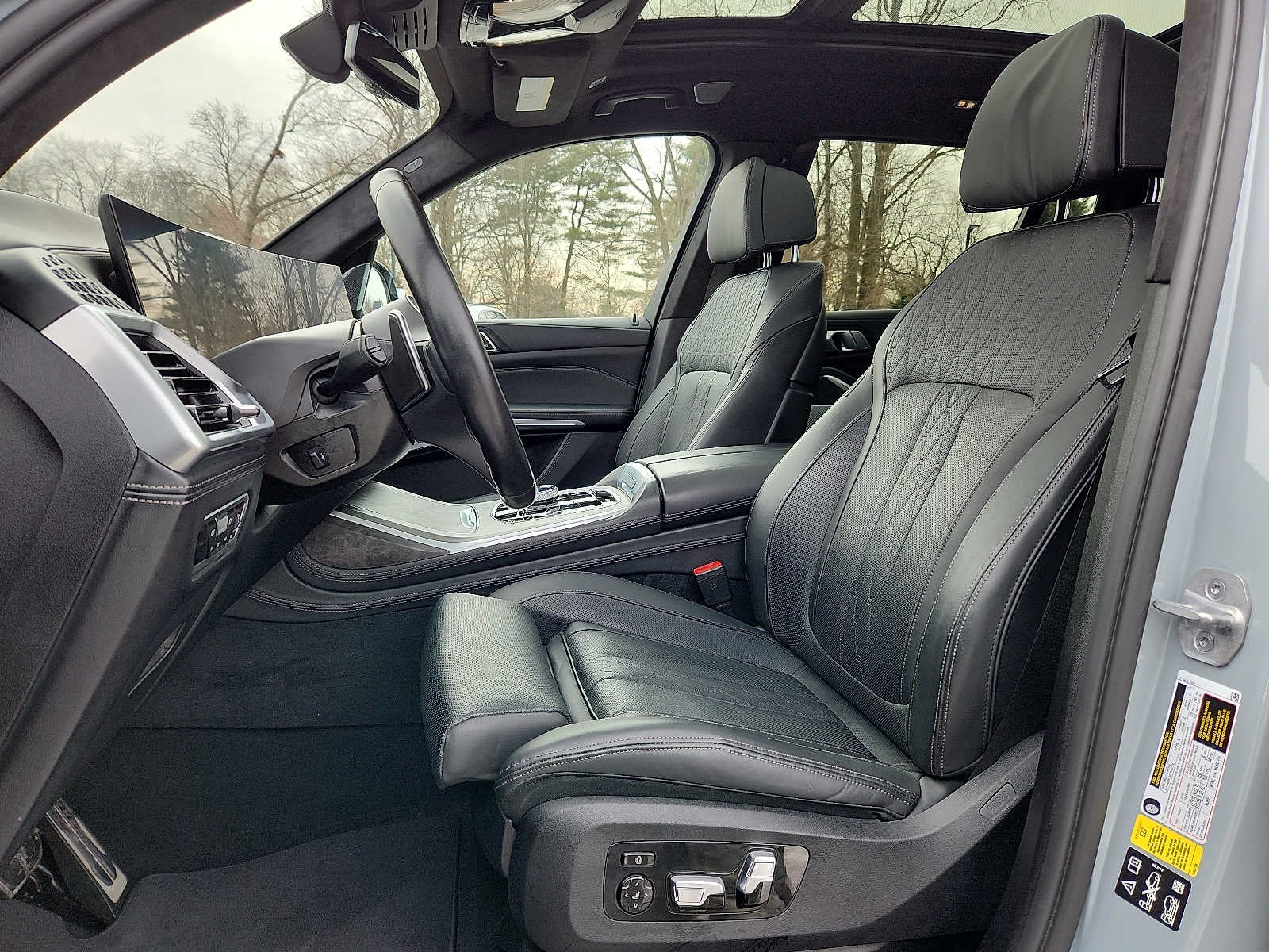 2023 BMW X7 xDrive40i Sports Activity Vehicle