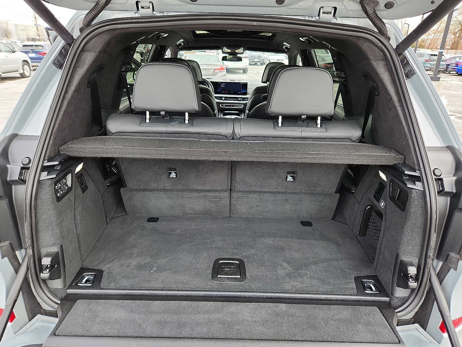 2023 BMW X7 xDrive40i Sports Activity Vehicle