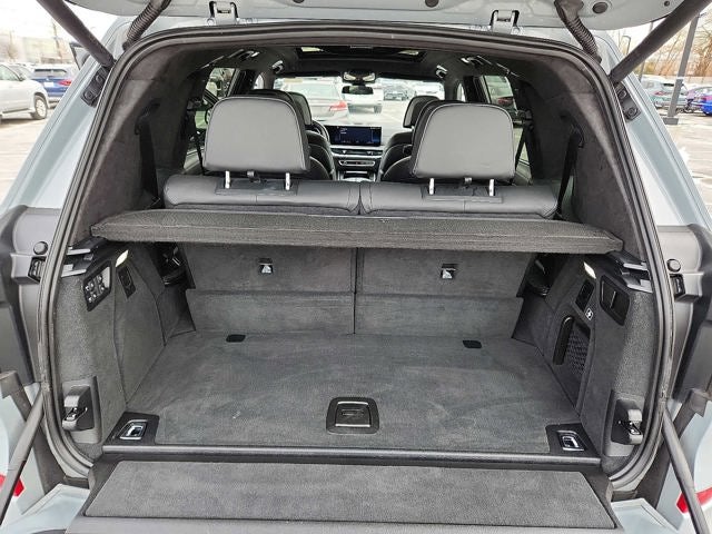 2023 BMW X7 xDrive40i Sports Activity Vehicle