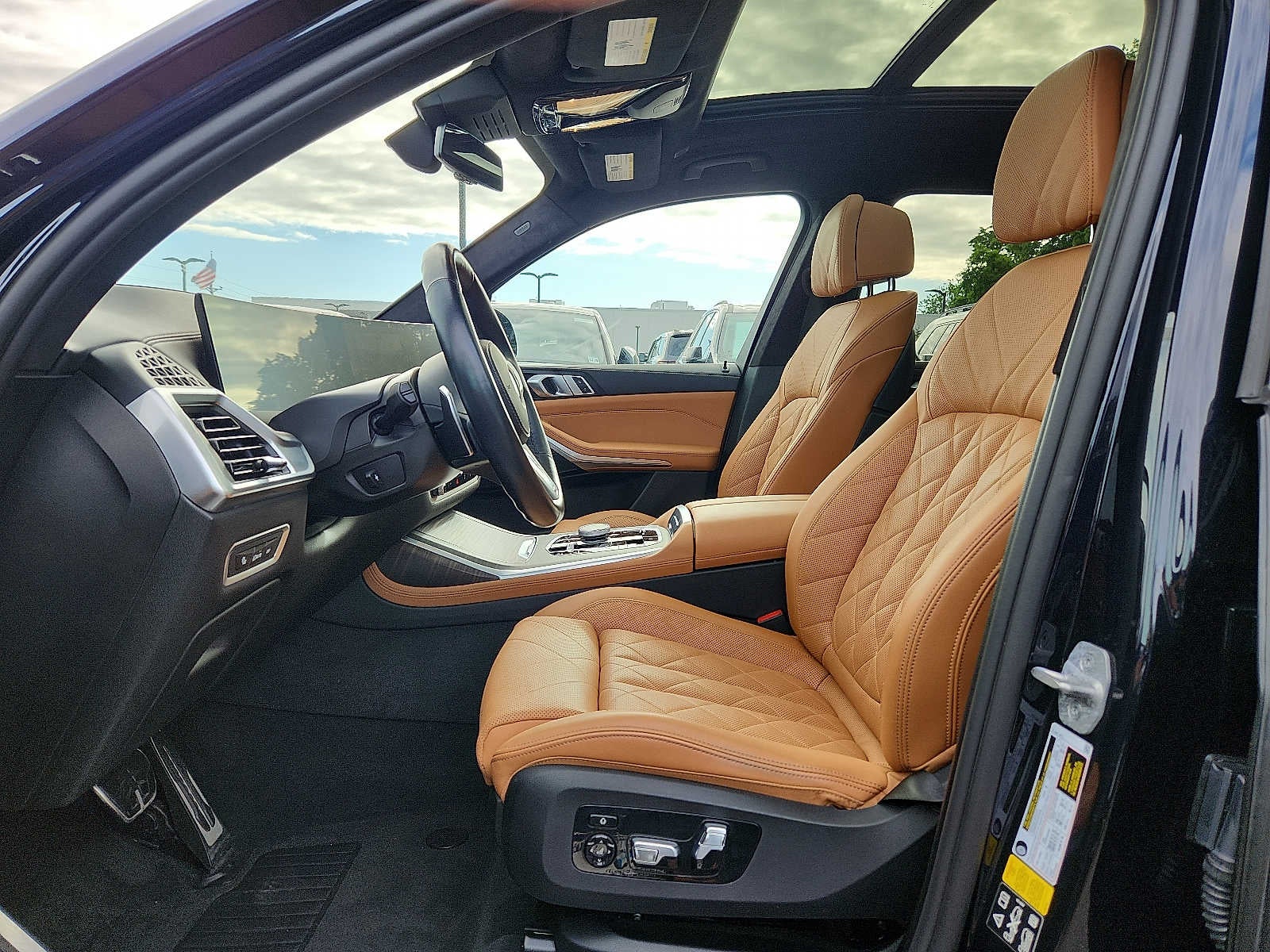 2024 BMW X7 xDrive40i Sports Activity Vehicle