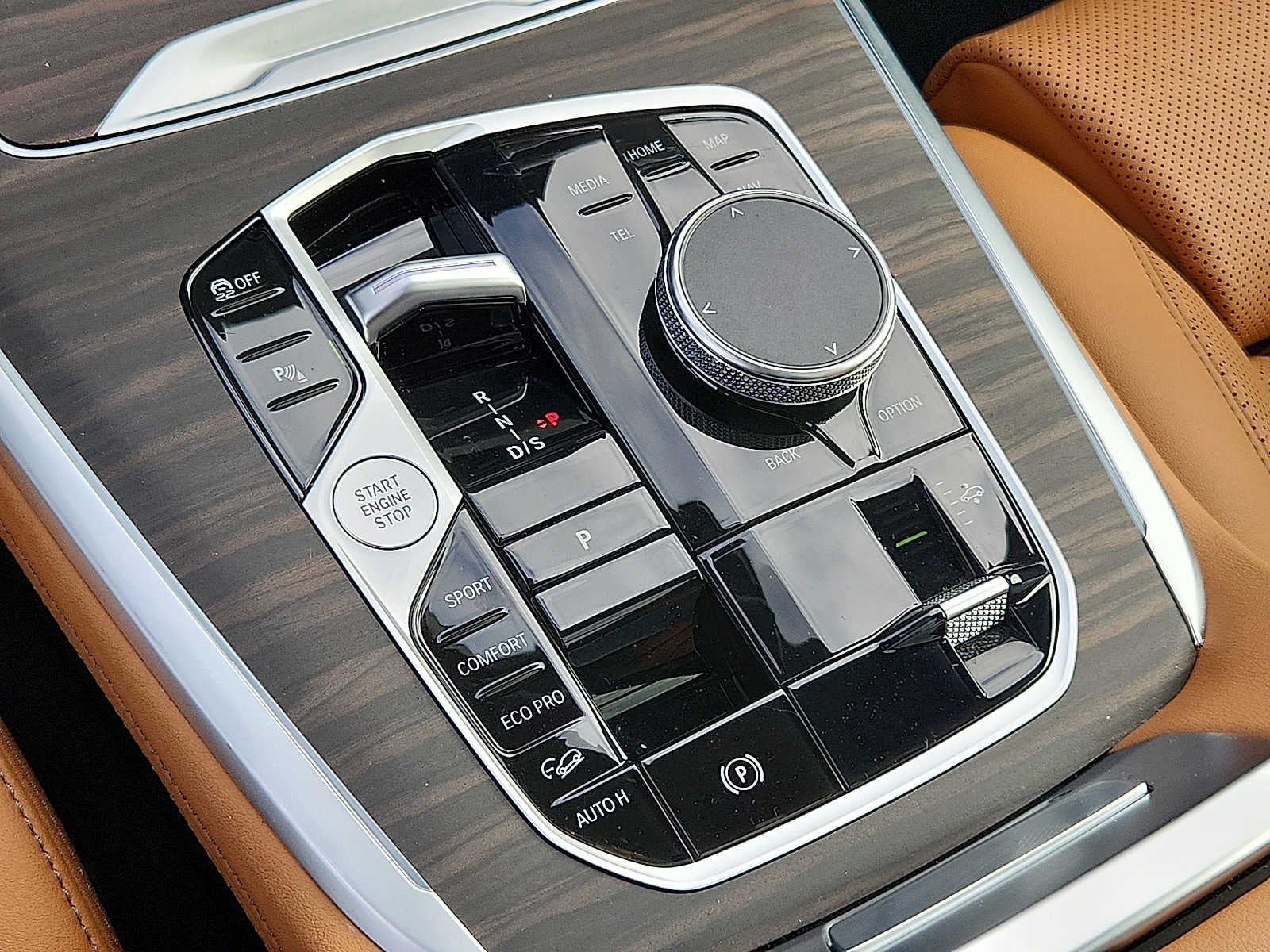 2024 BMW X7 xDrive40i Sports Activity Vehicle