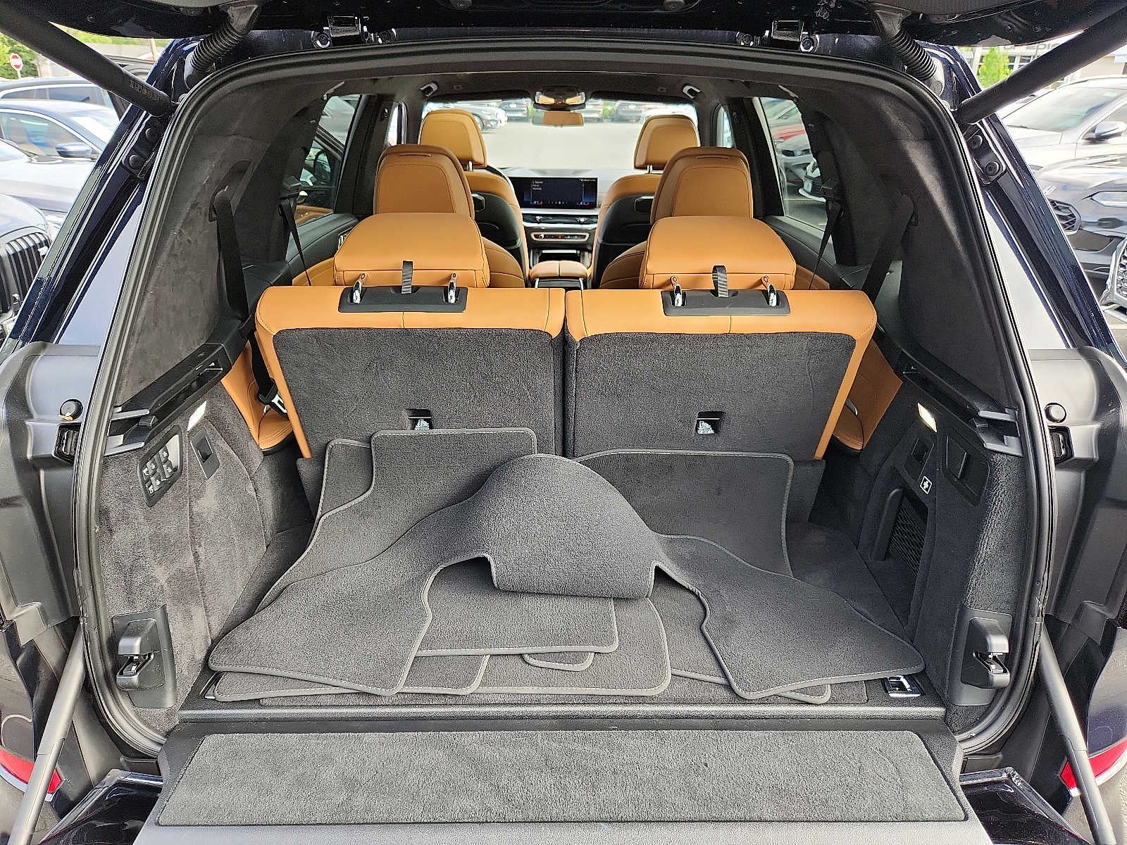 2024 BMW X7 xDrive40i Sports Activity Vehicle