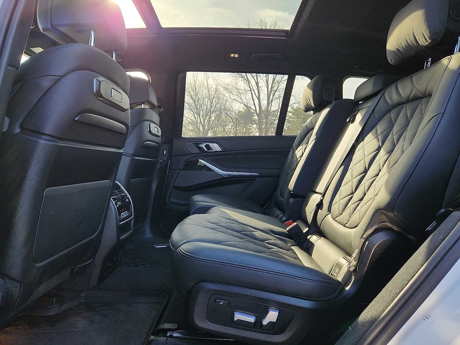 2024 BMW X7 xDrive40i Sports Activity Vehicle