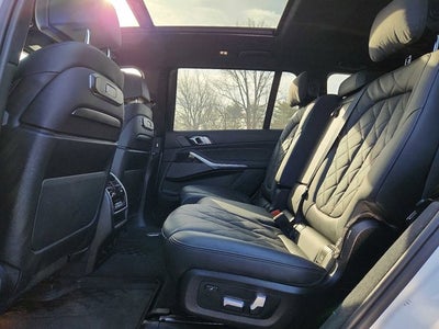 2024 BMW X7 xDrive40i Sports Activity Vehicle