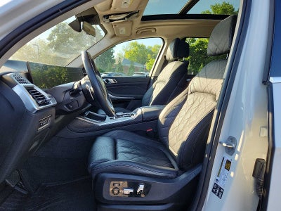 2024 BMW X7 xDrive40i Sports Activity Vehicle