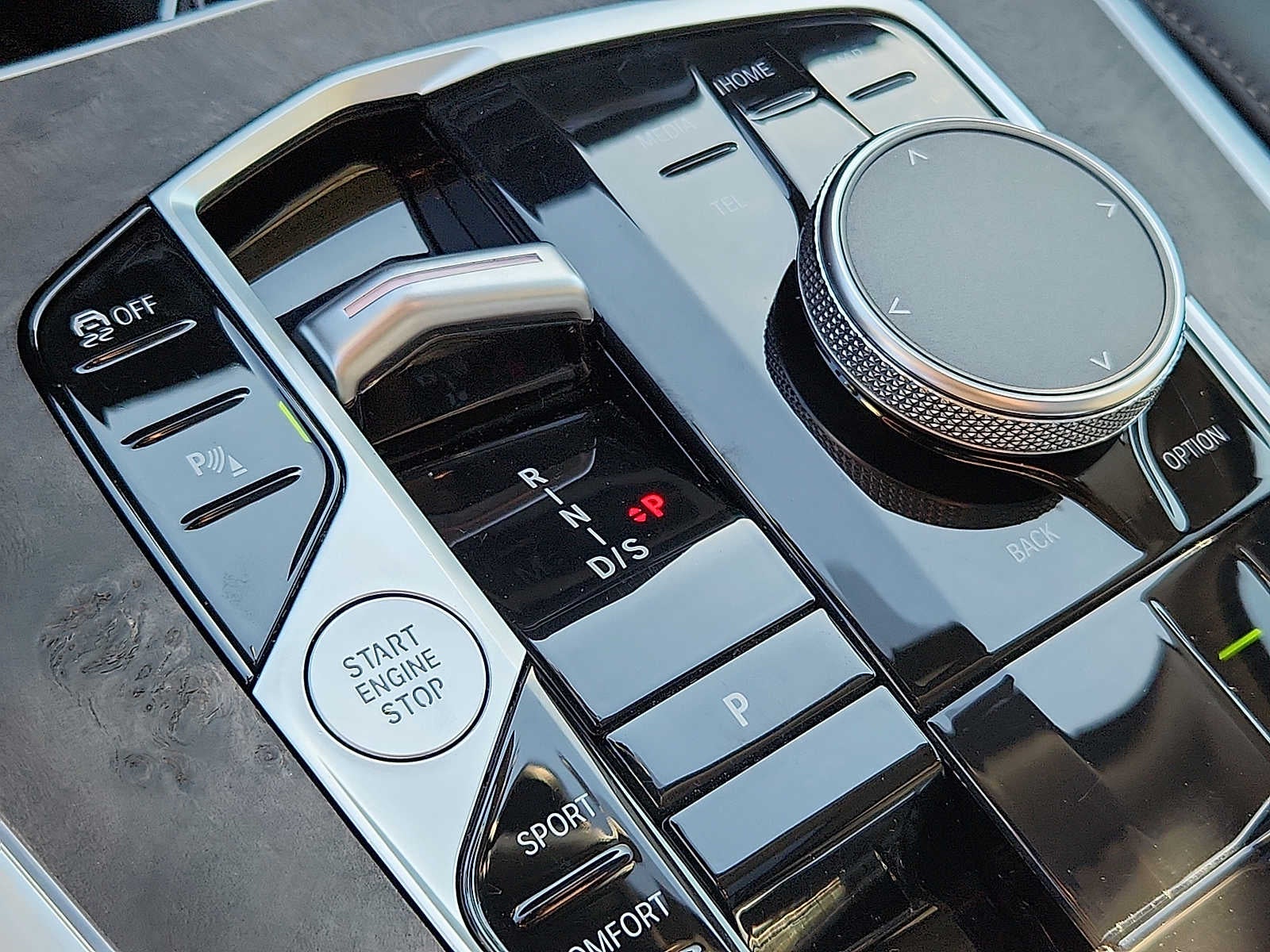 2024 BMW X7 xDrive40i Sports Activity Vehicle