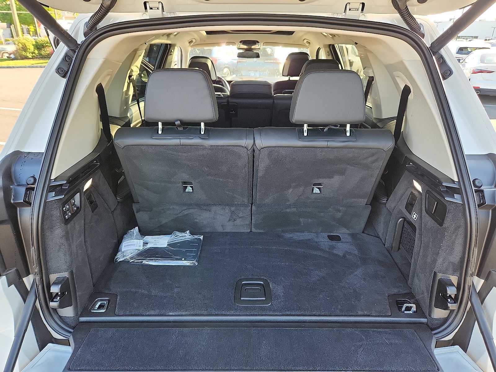 2024 BMW X7 xDrive40i Sports Activity Vehicle