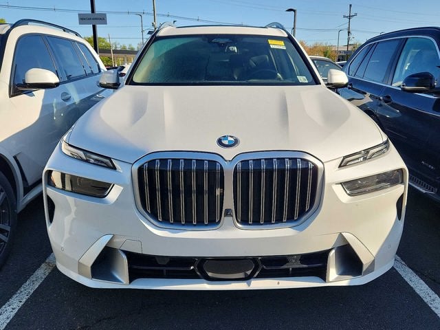 2024 BMW X7 xDrive40i Sports Activity Vehicle