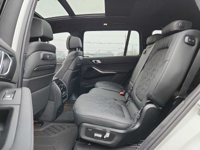 2026 BMW X7 xDrive40i Sports Activity Vehicle