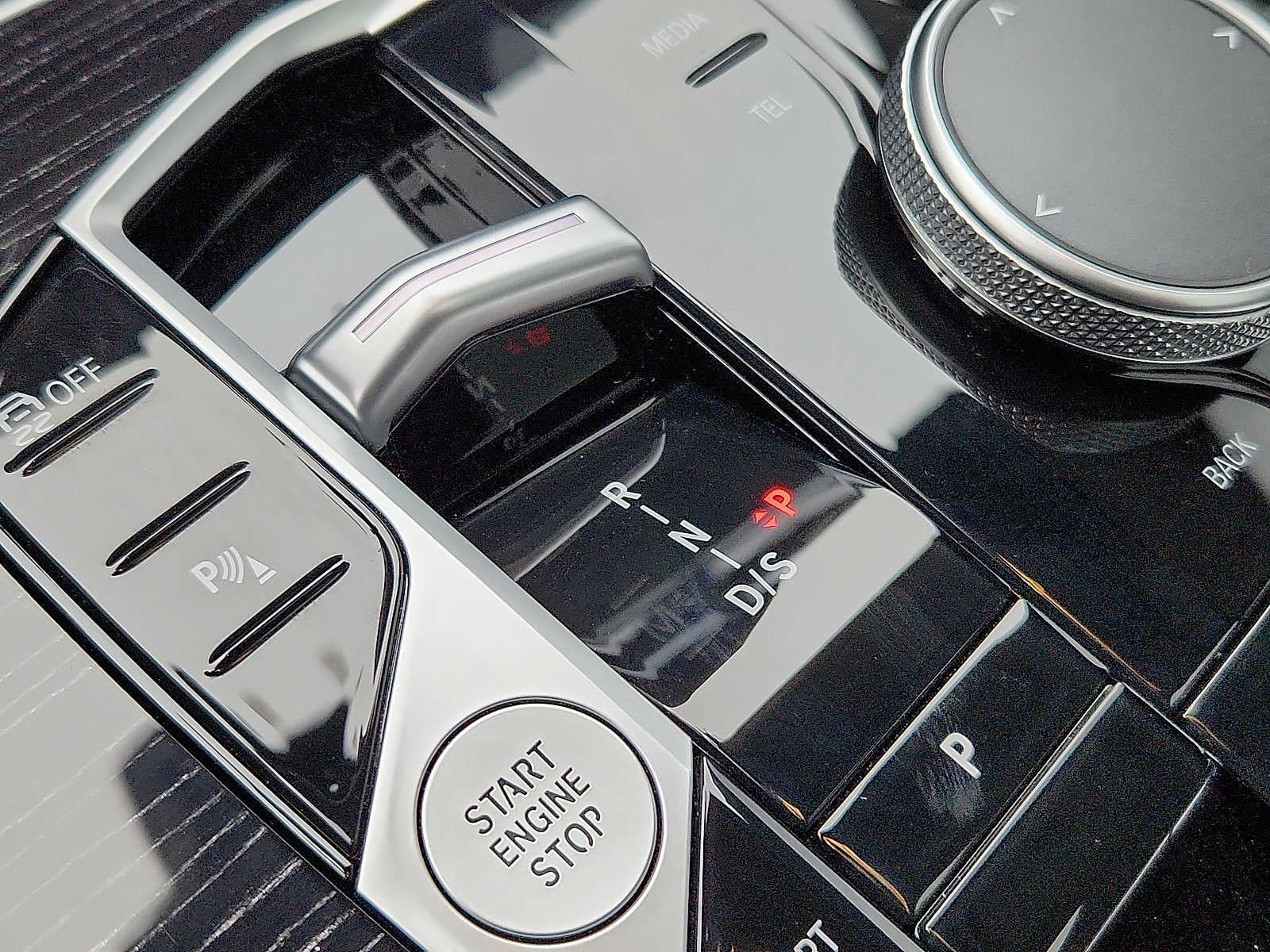 2026 BMW X7 xDrive40i Sports Activity Vehicle