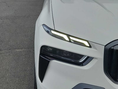 2026 BMW X7 xDrive40i Sports Activity Vehicle