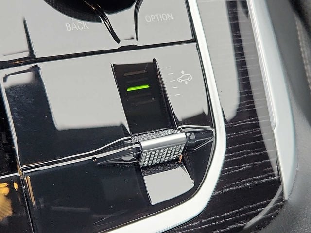 2026 BMW X7 xDrive40i Sports Activity Vehicle