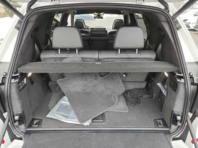 2026 BMW X7 xDrive40i Sports Activity Vehicle