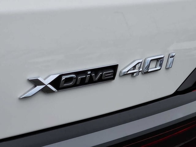2026 BMW X7 xDrive40i Sports Activity Vehicle