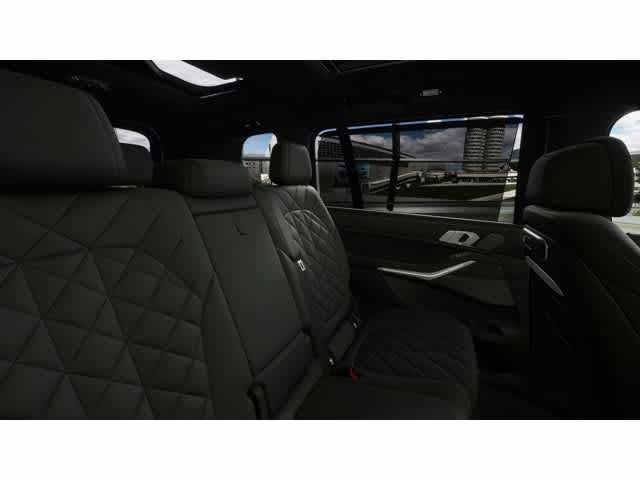 2026 BMW X7 xDrive40i Sports Activity Vehicle