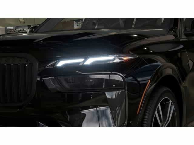 2026 BMW X7 xDrive40i Sports Activity Vehicle
