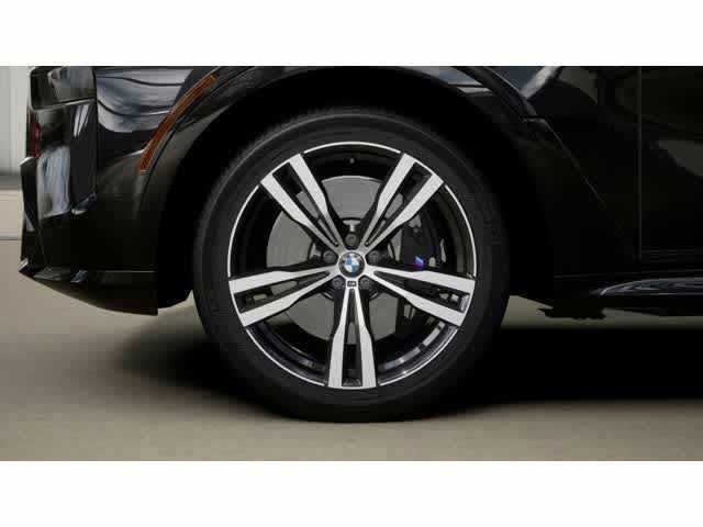 2026 BMW X7 xDrive40i Sports Activity Vehicle