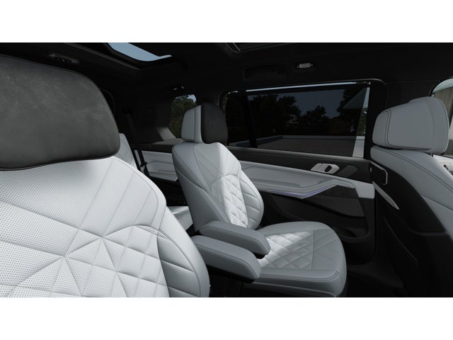 2027 BMW X7 xDrive40i Sports Activity Vehicle