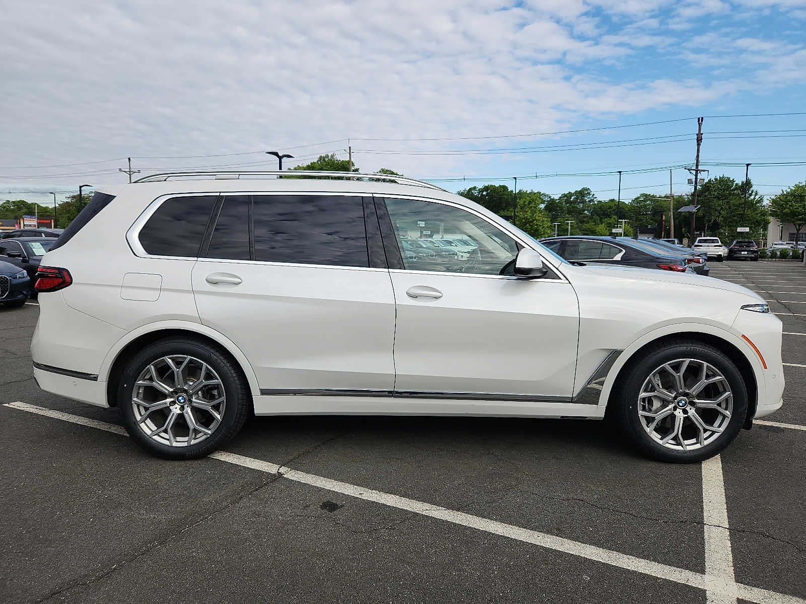 2024 BMW X7 xDrive40i Sports Activity Vehicle